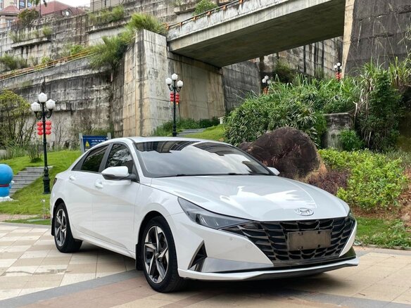 2022 Hyundai Elantra VII (CN7), белый - вид 2