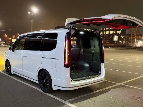2022 Honda Stepwgn Spada VI, белый, 2865000 рублей - вид 13