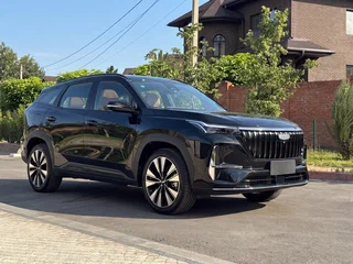 2026 Geely Atlas II, чёрный, 2850000 рублей, вид 3