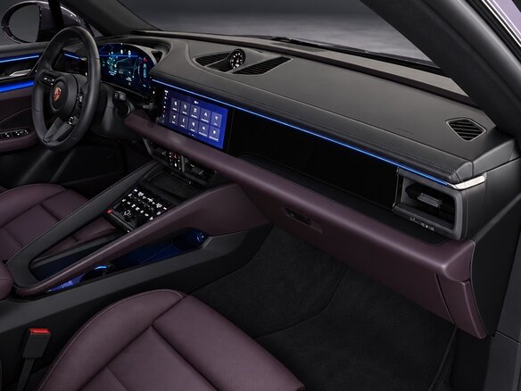 2025 Porsche Macan 4 II, пурпурный, 15000000 рублей - вид 7