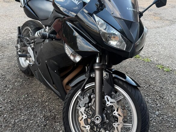 2010 Kawasaki ER-6F (Ninja 650R), чёрный, 380000 рублей - вид 1
