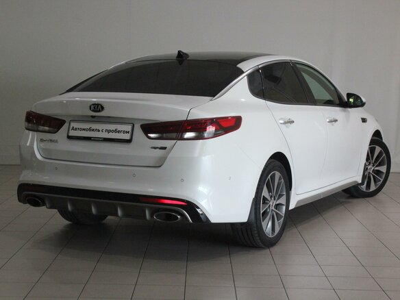 2017 Kia Optima IV, белый - вид 2