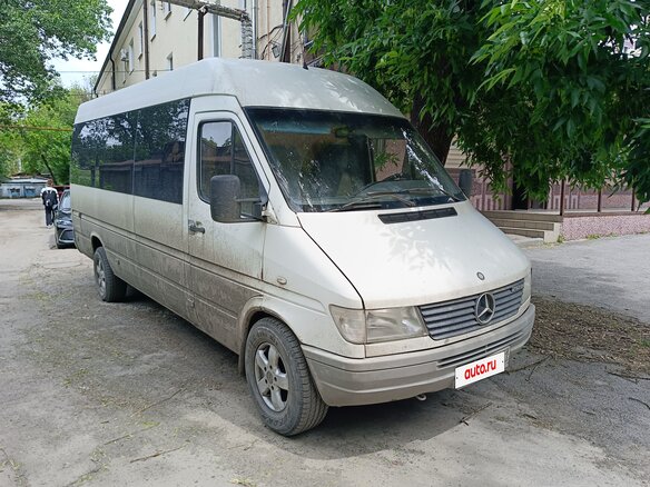 1999 Mercedes-Benz Sprinter, белый, 1500000 рублей - вид 1
