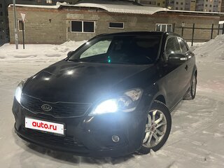 2011 Kia Ceed I Рестайлинг, чёрный, 750000 рублей, вид 3