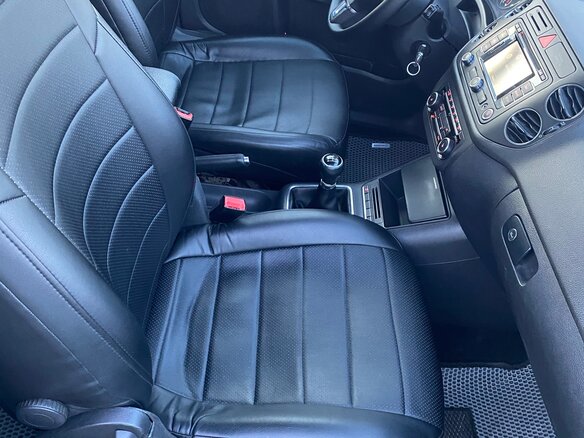 2011 Volkswagen Golf Plus II, серебристый, 300000 рублей - вид 9