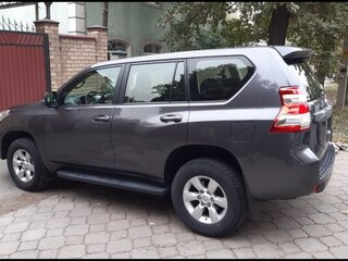 2015 Toyota Land Cruiser Prado 150 Series Рестайлинг 1, серый, 5600000 рублей, вид 1
