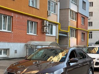 2018 Skoda Octavia III (A7) Рестайлинг, коричневый, 1840000 рублей, вид 4