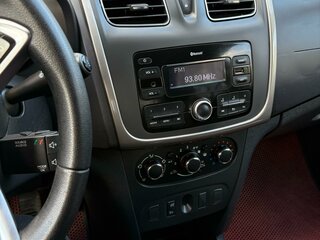 2020 Renault Sandero Stepway II Рестайлинг, серебристый, 1300000 рублей, вид 5