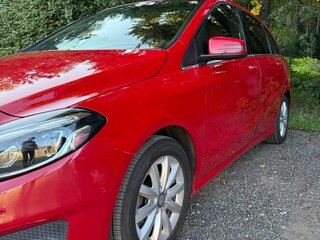 2015 Mercedes-Benz B-Класс 180 II (W246) Рестайлинг, красный, 1220000 рублей, вид 3