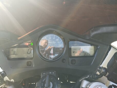 2004 Honda VFR 800, серебристый, 399000 рублей, вид 2