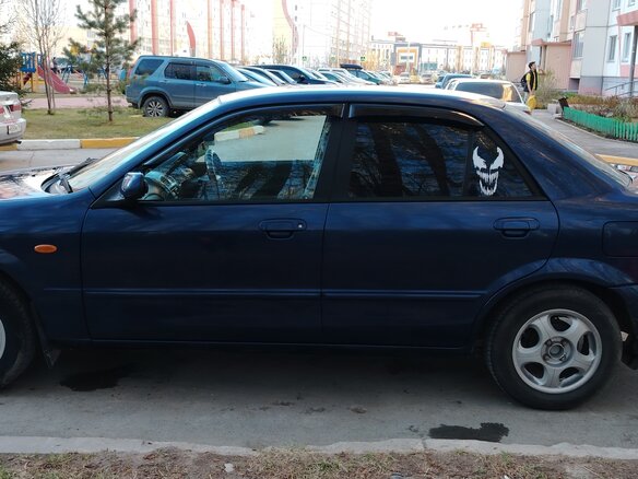 2001 Mazda 323 VI (BJ) Рестайлинг, синий, 380000 рублей - вид 4
