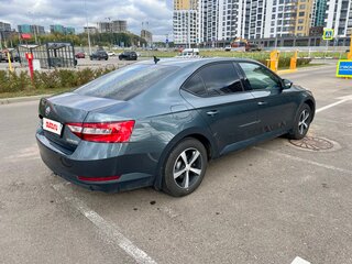 2018 Skoda Superb III, серый, 1750000 рублей, вид 4