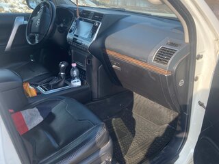 2019 Toyota Land Cruiser Prado 150 Series Рестайлинг 2, белый, 5200000 рублей, вид 5