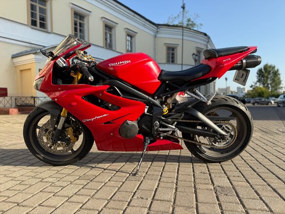 2006 Triumph Daytona 675, красный, 415000 рублей - вид 13
