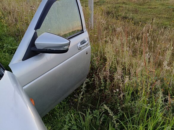 2007 Lada (ВАЗ) 2112, серебристый, 260000 рублей - вид 3