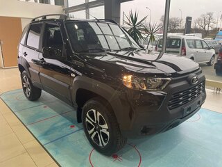 2023 Lada (ВАЗ) Niva Travel I, чёрный, 1650000 рублей, вид 4