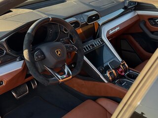 2021 Lamborghini Urus I, чёрный, 24500000 рублей, вид 5