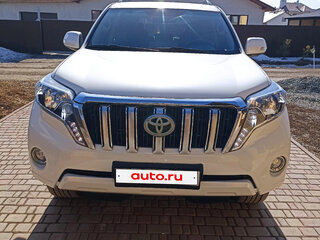 2012 Toyota Land Cruiser Prado 150 Series, белый, 3200000 рублей, вид 2
