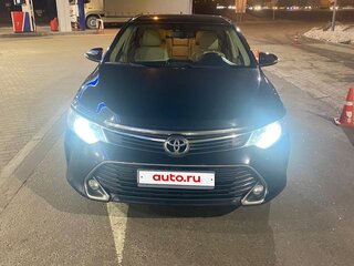 2015 Toyota Camry VII (XV50) Рестайлинг, чёрный, 1790000 рублей, вид 1