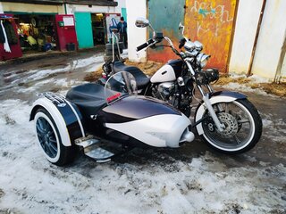 Yamaha XV1100 Virago