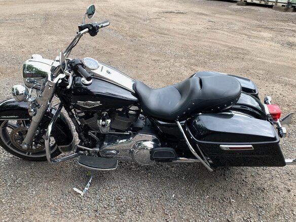 2021 Harley-Davidson Road King, чёрный, 1790000 рублей - вид 9