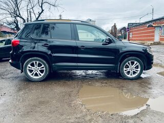 2012 Volkswagen Tiguan I Рестайлинг, чёрный, 1300000 рублей, вид 2
