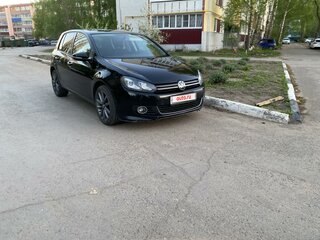2010 Volkswagen Golf VI, чёрный, 990000 рублей, вид 1