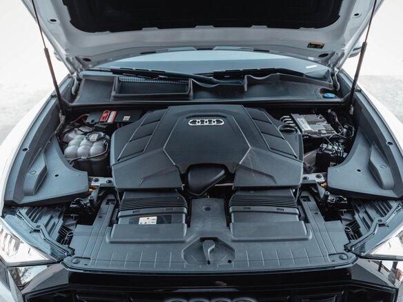 2020 Audi Q8 55 TFSI I (4M), белый - вид 13