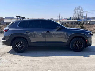 2023 Mazda CX-50, чёрный, 2740000 рублей, вид 5