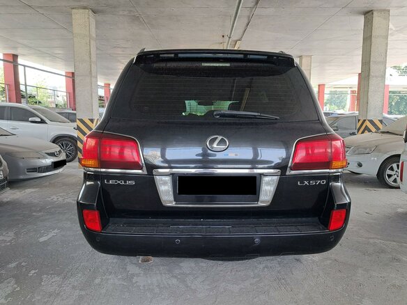 2011 Lexus LX 570 III, чёрный, 2610000 рублей - вид 4