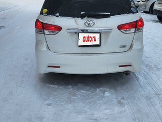 2010 Toyota Wish II, белый, 1100000 рублей, вид 3