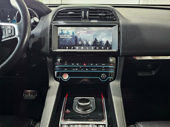 2018 Jaguar F-Pace I, серый - вид 13
