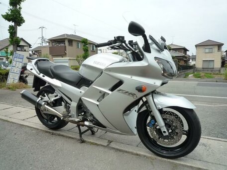 2001 Yamaha FJR1300, серебристый, 400000 рублей, вид 2
