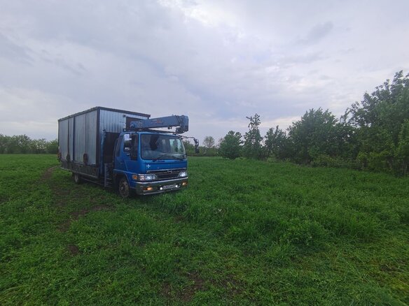 2001 Hino Series 500 (Ranger), синий, 4000000 рублей - вид 3