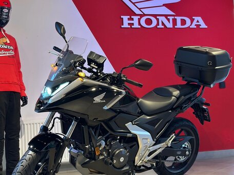 2025 Honda NC 750X, чёрный, 1407000 рублей, вид 2