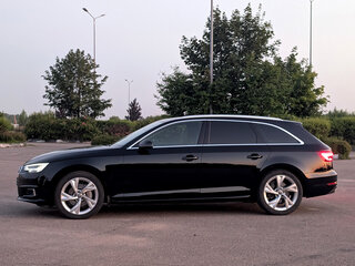 2018 Audi A4 V (B9), чёрный, 3700000 рублей, вид 5