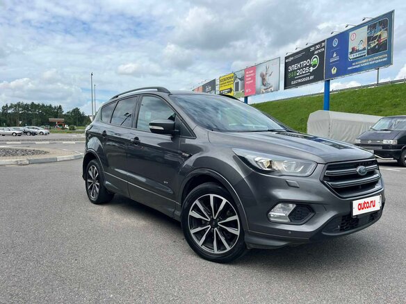 2018 Ford Kuga II Рестайлинг, серый, 1585000 рублей