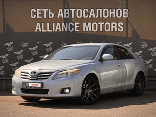 2010 Toyota Camry VI (XV40) Рестайлинг, серебристый, 1100000 рублей, вид 3