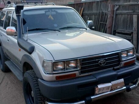 1996 Toyota Land Cruiser 80 Series Рестайлинг, серебристый, 1780000 рублей, вид 1