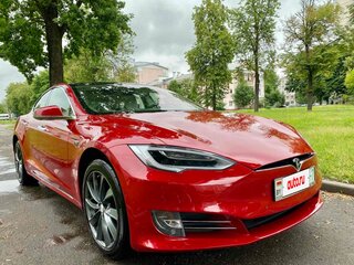 2018 Tesla Model S 100D I Рестайлинг, красный, 2750000 рублей, вид 4
