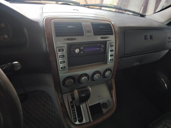 2002 Kia Carnival I, чёрный, 370000 рублей - вид 18
