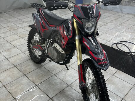 2023 BSE Z3, красный, 160000 рублей, вид 2