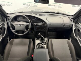 2023 Lada (ВАЗ) Niva Travel I, чёрный, 970000 рублей, вид 4
