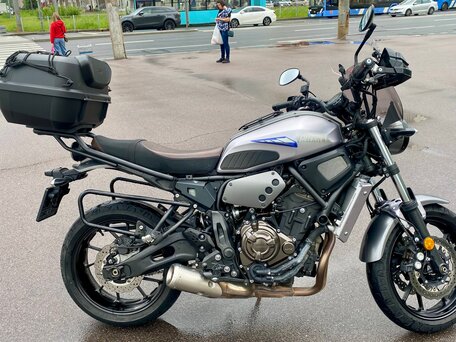 2016 Yamaha XSR700, серебристый, 649000 рублей, вид 2