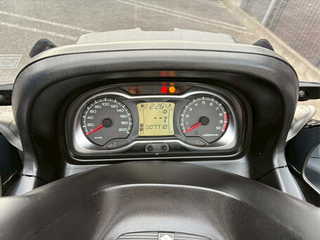 2013 Suzuki Burgman (SkyWave) 650, чёрный, 650000 рублей, вид 5