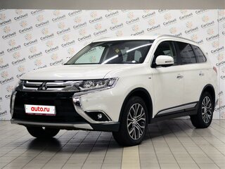 2018 Mitsubishi Outlander III Рестайлинг 3, белый, 3200000 рублей, вид 1