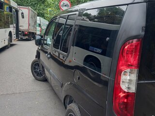 2010 Fiat Doblo I Рестайлинг, чёрный, 660000 рублей, вид 3