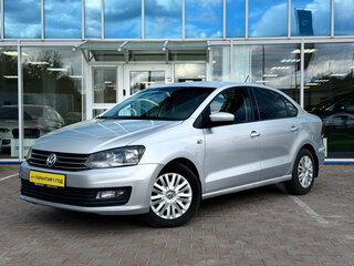 2016 Volkswagen Polo V Рестайлинг, серебристый, 895000 рублей, вид 1
