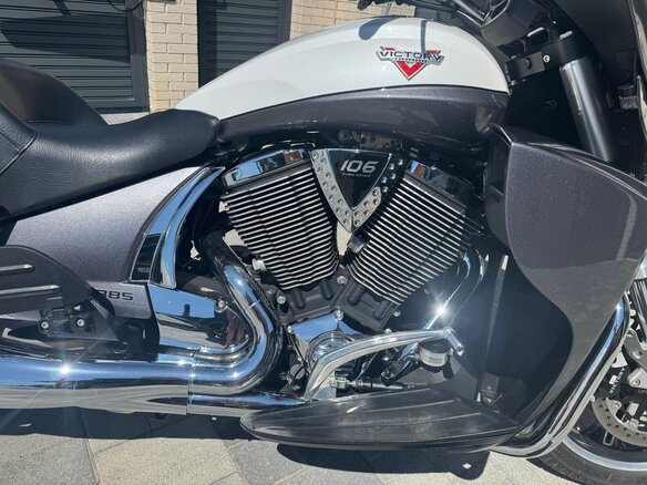 2014 Victory Cross Country, белый, 1570000 рублей - вид 4