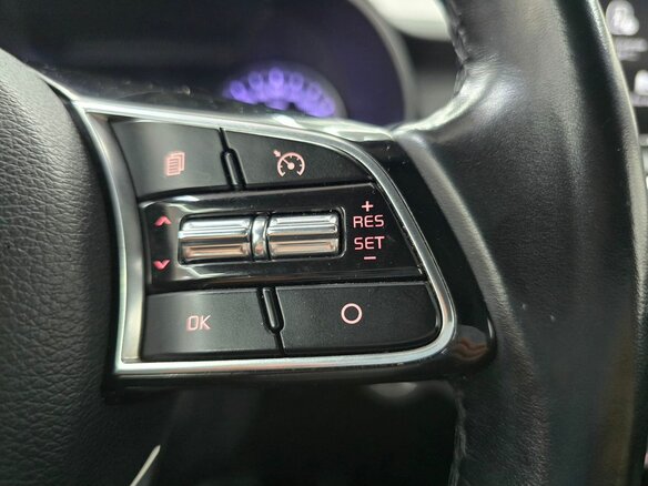 2019 Kia Cerato IV, красный, 1849000 рублей - вид 15
